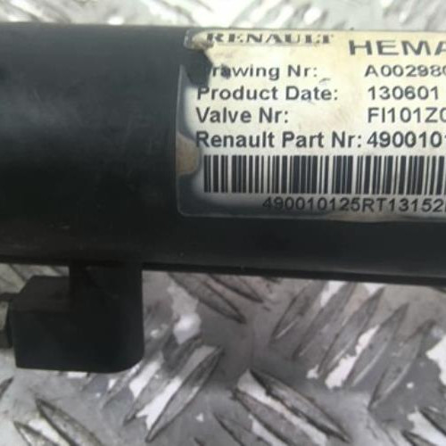 Vehicule-DACIA-DUSTER-.-2013-57c62b4fc9f99f48e98745a61fe4bb511624a3081422388ee99f62e3c118a047_mtn.jpg