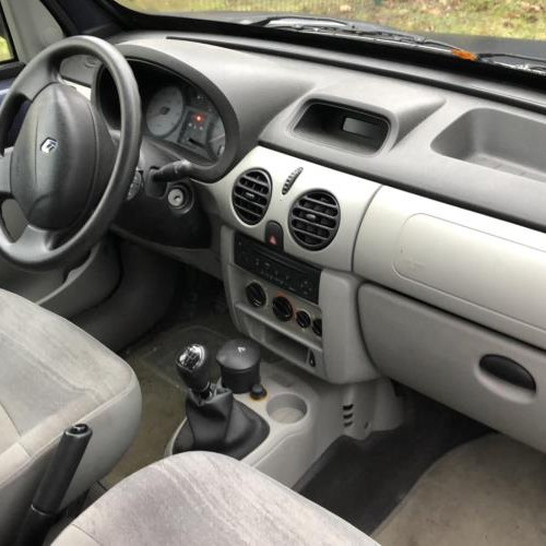 Vehicule-RENAULT-KANGOO-1-PHASE-2-2003-740d18b0dd04d4af3bd5c67143d83e4b3c6eeccf6c52a38046aea6cb8627757f_mtn.jpg