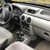 Vehicule-RENAULT-KANGOO-1-PHASE-2-2003-740d18b0dd04d4af3bd5c67143d83e4b3c6eeccf6c52a38046aea6cb8627757f_mtn.jpg