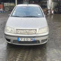 Vehicule-FIAT-PUNTO-2-PHASE-2-2006-bd4894a21cb65c345aa19f551a57ab1e5479a634dbdc610a218de965cb529cdc_mtn.jpg