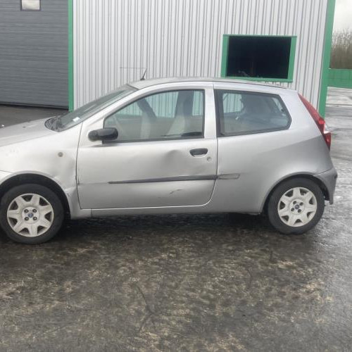 Vehicule-FIAT-PUNTO-2-PHASE-2-2006-29571333a2dc149cbb0fbec21f0fd6cd0e2739aa5aa3f5645cae89706d0e6b2a_mtn.jpg