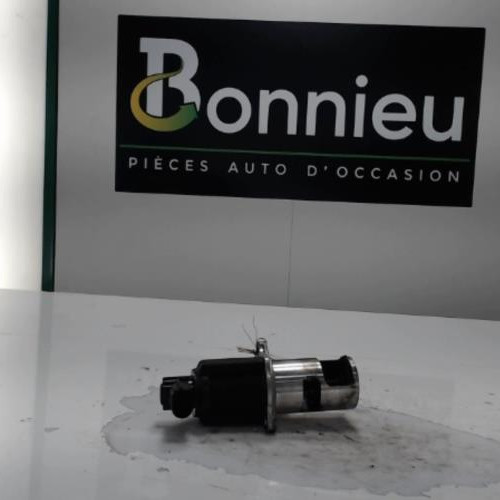 Piece-Vanne-EGR-RENAULT-CLIO-2-PHASE-2-1.5-DCI--8V-TURBO-9003fa462d666cf4ed62018fd1c29e4347aeab5cd2f106c2621ee07e0eb1f671_mtn.jpg