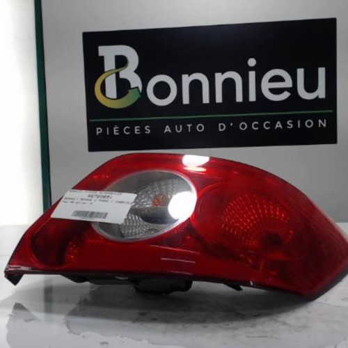 Piece-Feu-arriere-principal-droit-%28feux%29-RENAULT-MEGANE-2-PHASE-1-CABRIOLET-1.6i--16V-9352d2316d596e94f499e72797633465b3ce1c49b37c5334bdb8773dbdf5124d_mtn.jpg
