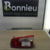 Piece-Feu-arriere-secondaire-droit-%28feux%29-RENAULT-LAGUNA-2-PHASE-1-2.0i--16V-eeb3c92a947e87f49e523badf74e5d3175bb4f96c4cd9be4bd41bd1b2ea73693_mtn.jpg