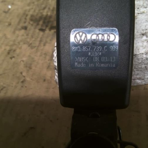 Piece-57002034-Attache-ceinture-arriere-gauche-AUDI-A1-1-PHASE-1-1.4-TFSI--16V-TURBO-3cf34c9306286f622d51b52768ac6ef4313ba78dad5049a5c6a624f650ee76b5_mtn.jpg
