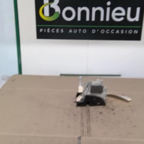 Piece-Fermeture-centralisee-avant-droit-AUDI-A1-1-PHASE-1-1.4-TFSI--16V-TURBO-39abb5c73af56b27ad23a86ac6b92401fbb62f7863b811604e49d7c7cc49ab2d_mtn.jpg
