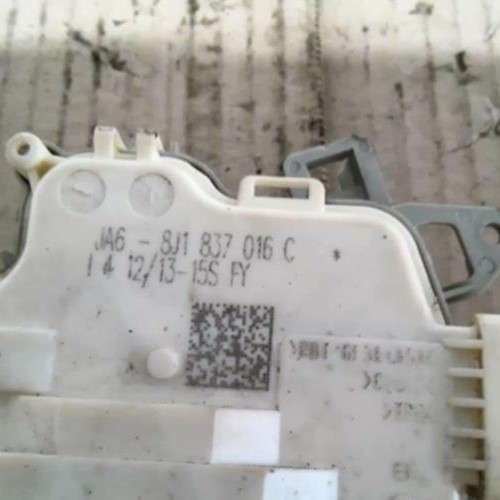 Piece-Fermeture-centralisee-avant-droit-AUDI-A1-1-PHASE-1-1.4-TFSI--16V-TURBO-0a9d45d787494af49eadfe1ba8fabce9fc481069dd03223b7ec2d349349f3270_mtn.jpg