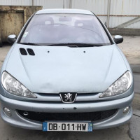 Vehicule-PEUGEOT-206-PHASE-1-2006-0ceda204c412f4599e6b201944ba60bbf0748eeea25a6ec5bd43d62c2faeacc6_mtn.jpg