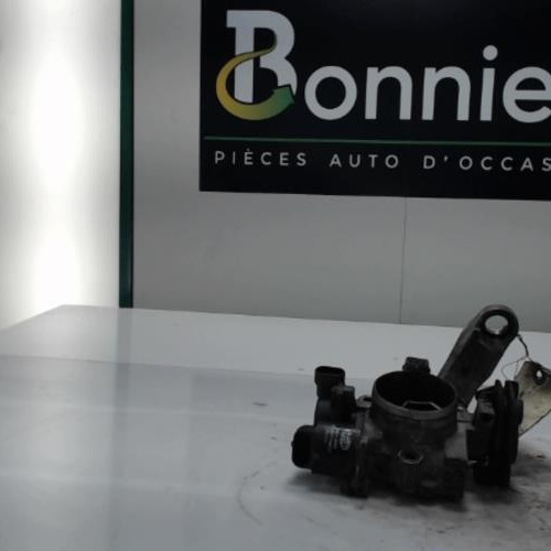 Piece-Boitier-papillon-RENAULT-TWINGO-1-PHASE-1-1.2i--8V-e7ffbb39adb3e07f5fdcfb913e9f4347774365885b9f90527daca922171d922b_mtn.jpg
