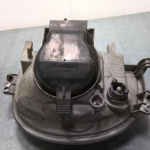 57154144-81d0b7ae-4031-434b-8737-a2bf9b432c89-Piece-57154144-Optique-avant-principal-gauche-7701040500-RENAULT-TWINGO-1-PHASE-1-12i-8V-4e4e59537c35c0b496e25c3c94f5b030efa85a6b26605da3a4a8739adc2ba40f_m.jpg
