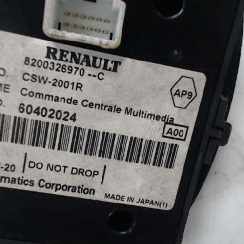 Piece-Commande-GPS-RENAULT-GRAND-SCENIC-2-PHASE-2-2.0-DCI--16V-TURBO-b14680df214edcc7174d80c17eff287861b69b1323c43fe89ad97079289fd524_mtn.jpg