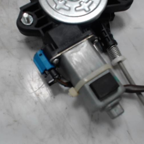 Piece-Moteur-leve-vitre-avant-droit-CHEVROLET-SPARK-PHASE-1-1.2i--16V-0bd16c11aae31f3ca8d4b1a47073499449d3ac99b326cf464e244ae2868c71ec_mtn.jpg