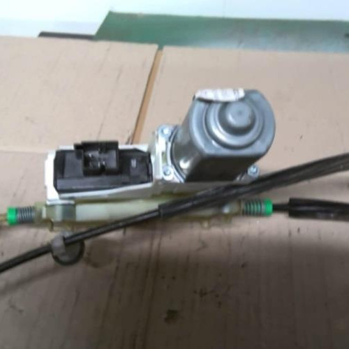 Piece-Moteur-leve-vitre-arriere-droit-AUDI-Q7-1-PHASE-1-3.0-TDI--24V-V6-TURBO-QUATTRO-4X4-7ccdd5a01ca3d707ff7a8be18f74b7b37dd6bda25936ca34f80b3e2181a525f6_mtn.jpg