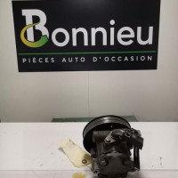 Piece-Pompe-de-direction-AUDI-Q7-1-PHASE-1-a63a7538a1d3297ddd81b05b12befcb42405d9fc7163b905a6a792d430607f9e_mtn.jpg