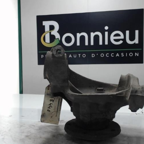 Piece-Moyeu-avant-droit-BMW-SERIE-1-E87-PHASE-1-118d-2.0D--16V-TURBO-4b4874239c1899ab671524620dbc80f44d0a90d8f39a8929edae6f8d456da719_mtn.jpg