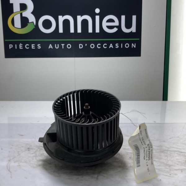 Piece-Ventilateur-chauffage-SEAT-TOLEDO-3-84fcc1cd2702cc903f5eee0ca803790878c5bce9be09b8969fa05e77b82c8917.jpg