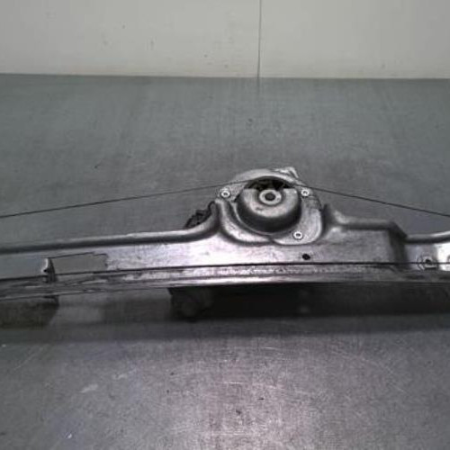 57519382-a508f0f3-b0c7-46bb-a8ca-711af4c873e9-Piece-57519382-Moteur-leve-vitre-avant-gauche-8201010937-RENAULT-SCENIC-2-PHASE-1-15-DCI-8V-TURBO-8509f61594ee3825ed3abd8db49b5853798a34abb6fa79e81351016d83553fc4_m.jpg