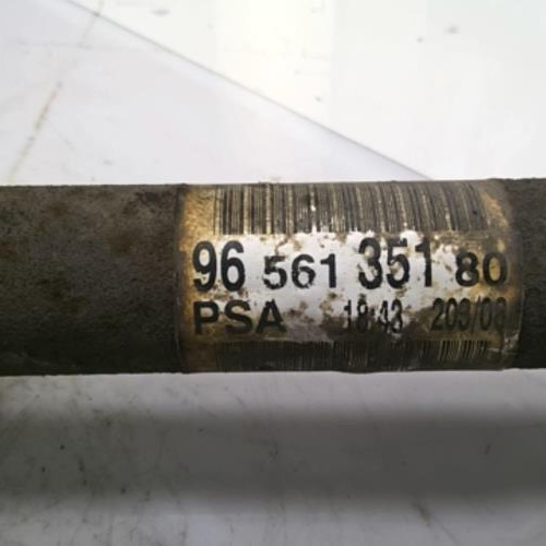 Piece-Cardan-gauche-%28transmission%29-PEUGEOT-207-PHASE-1-BREAK-1.6-HDI--16V-TURBO-2a0b5a02ac53d5d6f3d49bee762b07705f1e65fae01a787f9f291effad27cd60_mtn.jpg