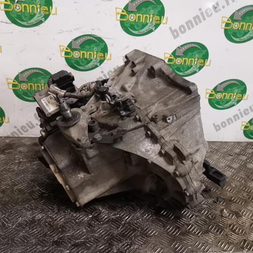 Piece-Boite-de-vitesses-CITROEN-C4-GRAND-PICASSO-1-eb48eccc7a65e332e05b6ae72de0b4f59d6679f2c9cf3ff871348fbfc566b59d_mtn.jpg