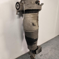 57752521-844cffd1-c0a6-42f6-a077-9cf2e0c7b2ba-Piece-Coussin-pneumatique-arriere-gauche-AUDI-Q7-1-PHASE-1-764d00e08a5ea60fd3d767001bd8aa9037980c5e6416ba05b3366f8daf3825bb_m.jpg