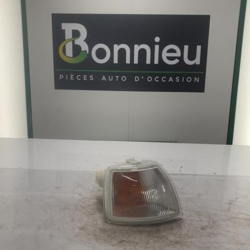 Piece-Repetiteur-clignotant-avant-droit-%28Feux%29-OPEL-VECTRA-A-PHASE-2-cf12c62ce813c73eecf7fb0042368f6758a15f952b1580ab1aee4d121a57fd67_mtn.jpg