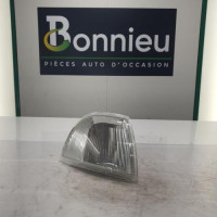 Piece-Repetiteur-clignotant-avant-droit-%28Feux%29-RENAULT-ESPACE-2-PHASE-1-e6afbe0d00793f3e0cb64252c1d728bb4eb052e098c3fd904a5e7f69c668a4ec_mtn.jpg