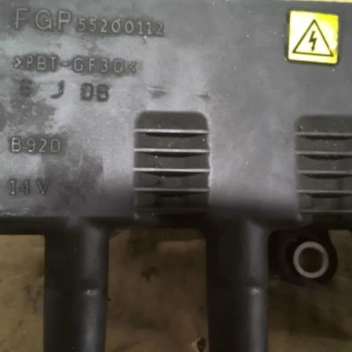 Piece-57893216-Bobine-FIAT-GRANDE-PUNTO-1.2i--8V-5eacf07c9050326e54a60a1b6bacc3e2575b6799f6fccd936b90cb0e5ccaba11_mtn.jpg