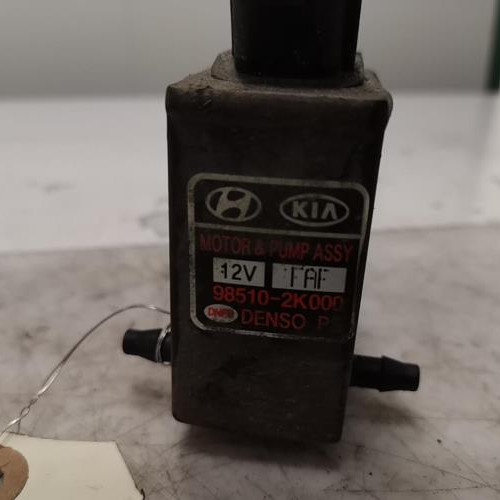 Piece-Pompe-lave-glace-avant-KIA-SOUL-1-PHASE-1-f171e6fae45932ecfccba9e68f825d9b505c5dea4dd7348c263d647a985f4740_mtn.jpg