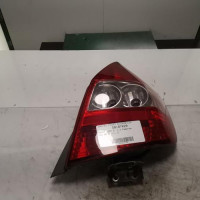 Piece-Feu-arriere-principal-droit-%28feux%29-HONDA-JAZZ-2-11c6a97775f53a5c0388389b514fa5804f728259d6e30b448ac514df1c069df4_mtn.jpg