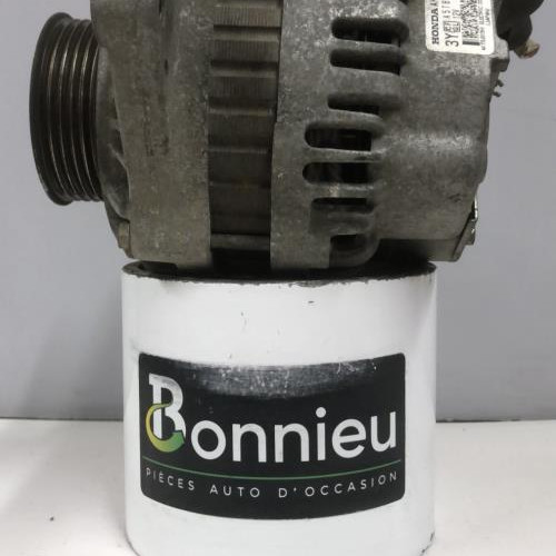 58187025-c4f9671a-bf42-4d56-9524-aeb8b4dccfc8-Piece-Alternateur-31100PWKQ01-HONDA-JAZZ-2-306bf51902e4f69dbf4b85c9a57008deee3d15a844770b428e02875180407277_m.jpg