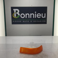 Piece-Repetiteur-clignotant-avant-gauche-%28Feux%29-7701349975-RENAULT--890825b0ec45ba42649c7b800cdeab8f70603f481df19507c7cdd521f975d33a_mtn.jpg