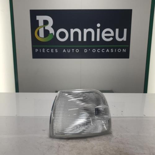 Piece-Repetiteur-clignotant-avant-gauche-%28Feux%29-7D0953041F-VOLKSWAGEN-TRANSPORTER-4-PHASE-2-5872ca595c2f310c1dafe9d364e8cffc79fbf385929384a90a5903a9dcc35df0_mtn.jpg