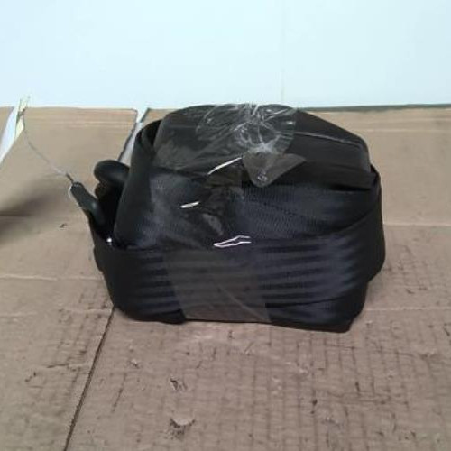 Ceinture arriere droit