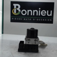 Piece-Bloc-ABS-%28freins-anti-blocage%29-PEUGEOT-1007-1.4-HDI--8V-TURBO-d9c010feea09237690144db9a184f5baf489ed2fcf16f0d7a11c75d20fd7bdaf_mtn.jpg