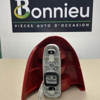 Piece-Feu-arriere-principal-droit-%28feux%29-7700426320-RENAULT-TWINGO-1-PHASE-2-f9324f0d52aa37eee96fd02b6a79092411e23ecd64da7ece49f6466e5dd8faa4_mtn.jpg