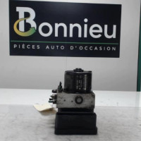 Piece-Bloc-ABS-%28freins-anti-blocage%29-RENAULT-GRAND-ESPACE-4-PHASE-1-2.2-DCI--16V-TURBO-f5abaa832162d81f1a0d108584330f7d2fcbc8b6545ba17a11a9b980018f8f89_mtn.jpg