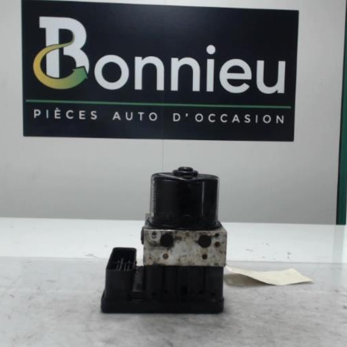 Piece-Bloc-ABS-%28freins-anti-blocage%29-RENAULT-GRAND-ESPACE-4-PHASE-1-2.2-DCI--16V-TURBO-7568205992f200b9c2cebb55b9ed0b6264b0a8c2648c43536d4e416a3ad6504b_mtn.jpg