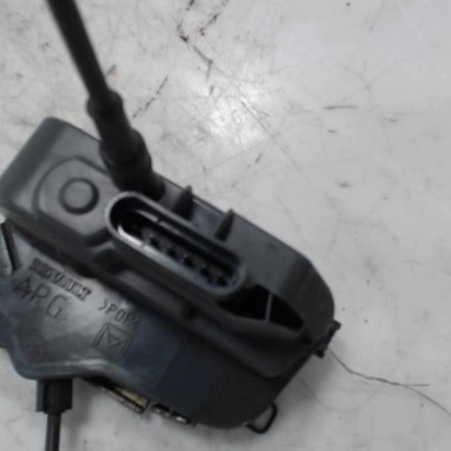 Piece-Fermeture-centralisee-arriere-gauche-RENAULT-GRAND-ESPACE-4-PHASE-1-2.2-DCI--16V-TURBO-94e89231f6eef97a23abdd348807729922916f13beb3954359758c80f059cfb2_mtn.jpg