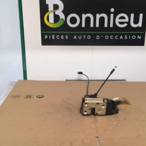 Piece-Fermeture-centralisee-avant-gauche-RENAULT-GRAND-ESPACE-4-PHASE-1-2.2-DCI--16V-TURBO-e0de2a6c051e55e55583d7cd4c74783b28c0273c0e617587eac90b29dda8252d_mtn.jpg