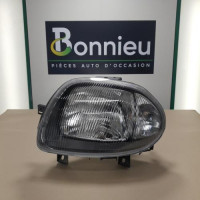 Piece-Optique-avant-principal-gauche-%28feux%29%28phare%29-7701045168-RENAULT-CLIO-2-PHASE-1-55cca753050851a5549a70176573d2a2c0ecf9c199633cc78db9d4f10c7e4d02_mtn.jpg