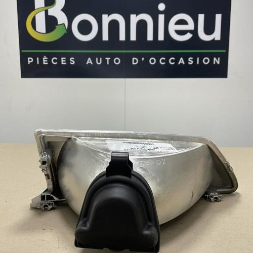 Piece-Optique-avant-principal-gauche-%28feux%29%28phare%29-6204C2-PEUGEOT-106-PHASE-1-93337f4084c290844cb5681962bece477889b10f70cc11708966f2d599f54a91_mtn.jpg