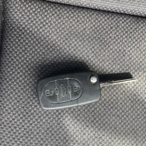 Vehicule-AUDI-A3-SPORTBACK-2004-2005-5574ed357e3949a5c2469c1d5043cacf28bd3bfc408bd83d80e2dc2a9cbefa0e_mtn.jpg