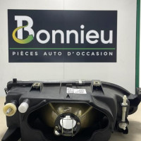 Piece-Optique-avant-principal-gauche-%28feux%29%28phare%29-7701036027-RENAULT-R19-PHASE-2-cd971572447e631ae2fac910d1b14b65c442b33fbd3ae0cd303c5fdab908458c_mtn.jpg