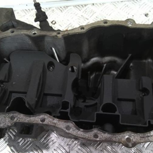 58789723-4a76eda0-8462-42f6-9ed6-c1ebeb8e82c2-Piece-58789723-Carter-inferieur-111112011R-RENAULT-GRAND-SCENIC-2-PHASE-2-15-DCI-8V-TURBO-c4e3648952f9bf2538f7d92f877185d43d33e0f7a953660ded1e31c05224e03c_m.jpg