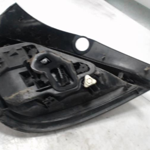 Piece-Feu-arriere-principal-droit-%28feux%29-OPEL-ASTRA-H-PHASE-1-1.8i--16V-abce83d82205a837b464db06e16488a8129618ad9b9b76fb42aa97256b314729_mtn.jpg