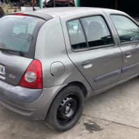 Vehicule-RENAULT-CLIO-2-PHASE-1-2002-d38ae7c5e05cd862e9e90f5dc8adeb361d3df06a7cadc282a4bd6e35f65f34fd_mtn.jpg