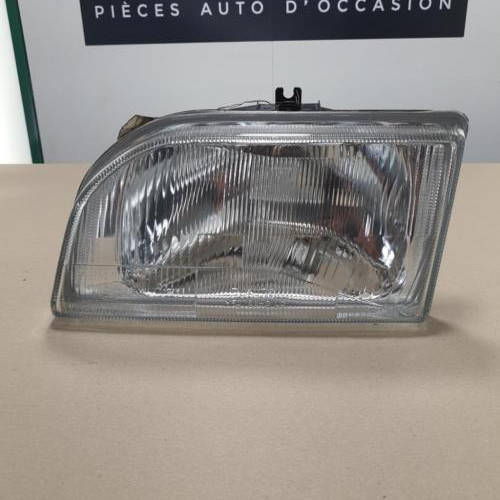 Piece-Optique-avant-principal-gauche-%28feux%29%28phare%29-FORD-FIESTA-1989-f35074bfac2cef990051dab481f0150896ebeb8a15a879d7545ef3ec59c173b0_mtn.jpg