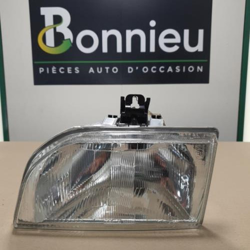 Piece-Optique-avant-principal-gauche-%28feux%29%28phare%29-FORD-FIESTA-1989-dd46f2fe77be5e5b4af4a96842f2d38de54e20cf4435f8cda7bbc041132d3c01_mtn.jpg