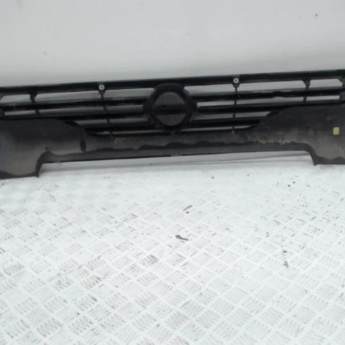 Piece-Calandre-NISSAN-CABSTAR-2-2.5-DCI--16V-TURBO-332c90ecd5311ae50b74f7785ad915b7239e216444e5f989d48100bf40244650_mtn.jpg