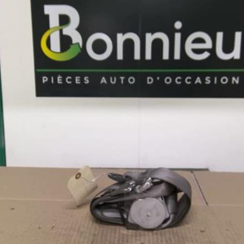 Ceinture avant droit